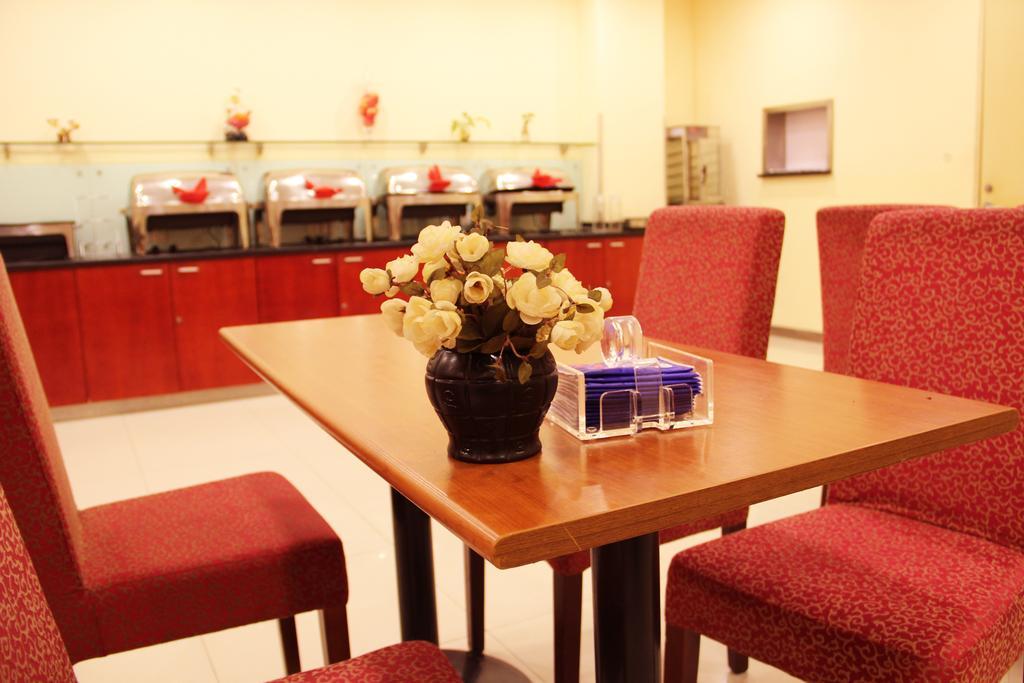 Hanting Hotel Shenyang Tiexi Furniture City Extérieur photo